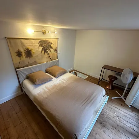 Apartment Le Petit Championnet T2 *